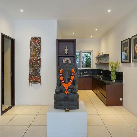 Asrina Villa'S Seminyak Экстерьер фото