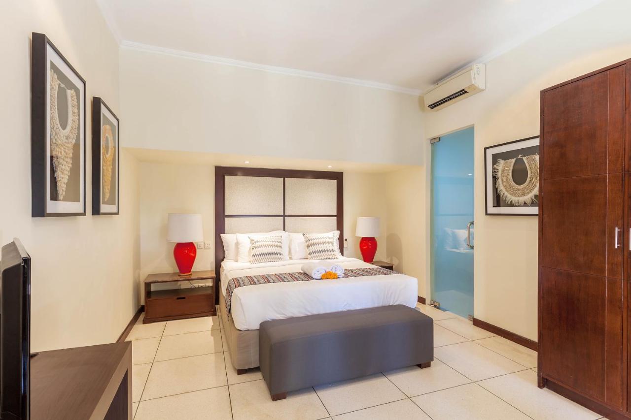Asrina Villa'S Seminyak Экстерьер фото