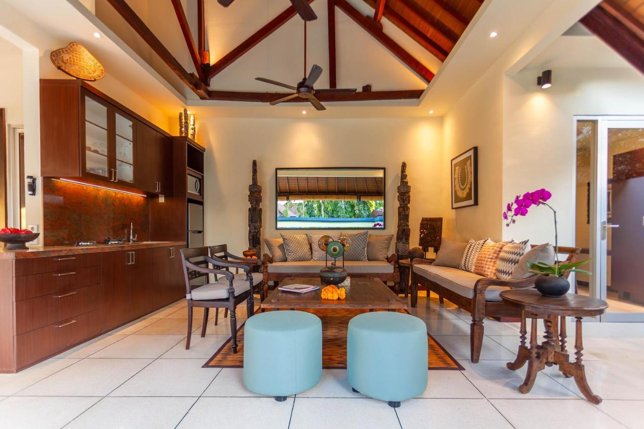 Asrina Villa'S Seminyak Экстерьер фото