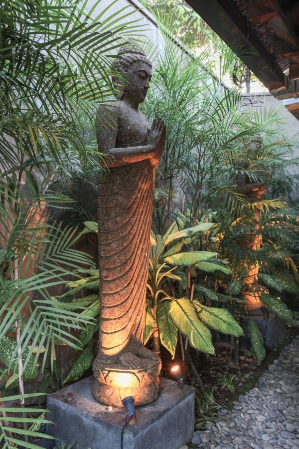 Asrina Villa'S Seminyak Экстерьер фото